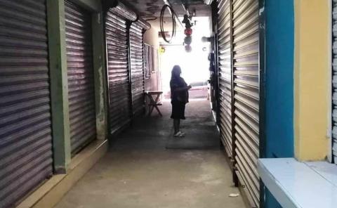 Locatarios exigen obras a Medina
