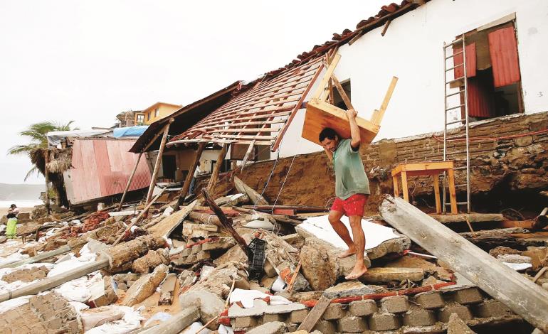 Primeras víctimas del huracán Erick