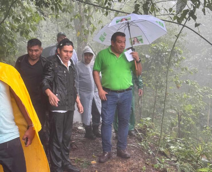 Presidente Municipal recorre Tlalnepantla para atender peticiones ciudadanas

