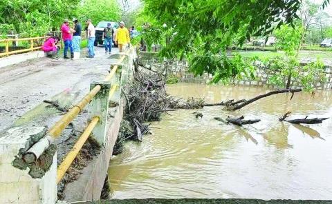 Más de 300 evacuados
