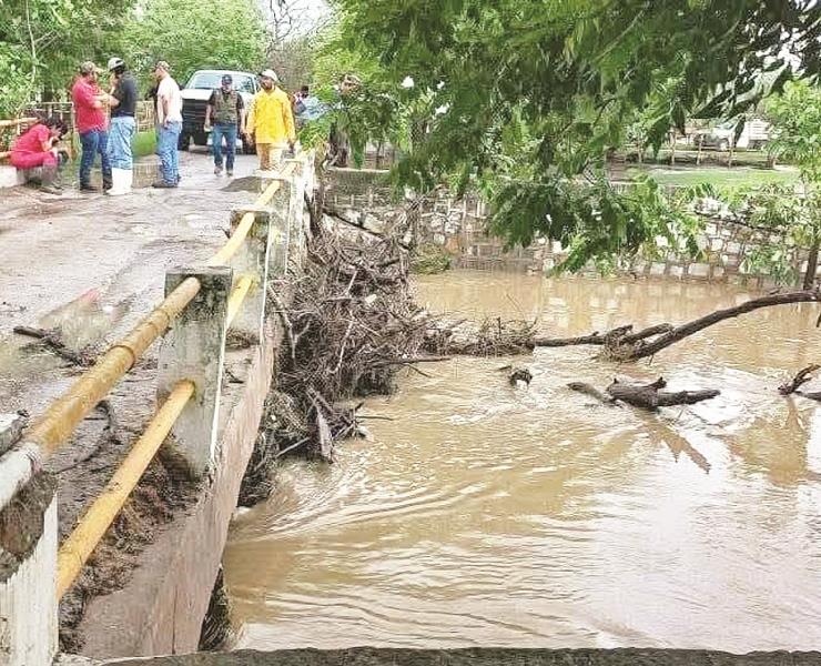 Más de 300 evacuados