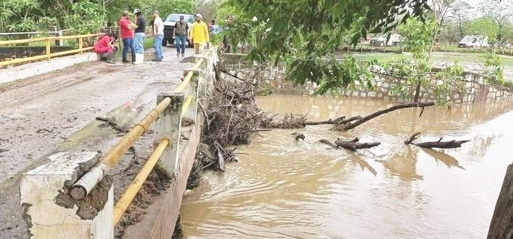 Más de 300 evacuados Más de 300 evacuados