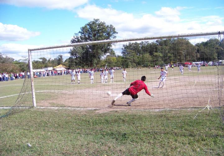 Historia de la Cruz campeón en 2011 venció a Tacial 3-1