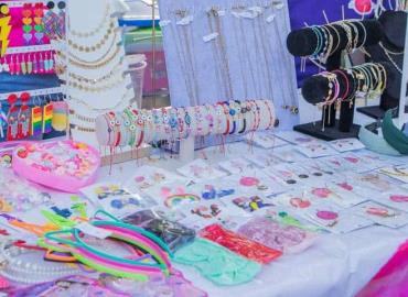 Artesanas amplían mercado de venta 