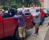Familias anegadas por crecida del río