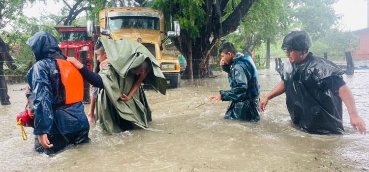 Dos muertos y 650 evacuados Dos muertos y 650 evacuados