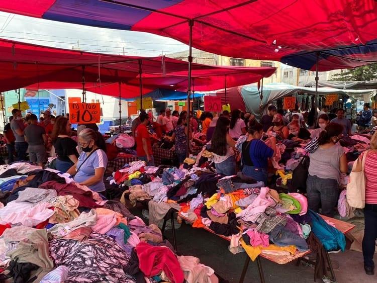 Comercio informal acapara las ventas Comercio informal acapara las ventas