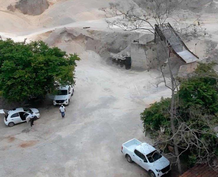Extraen ilegalmente el material pétreo