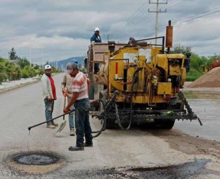 Alcalde, Arnulfo Urbiola Román, rehabilita arterias luego de los daños por lluvias