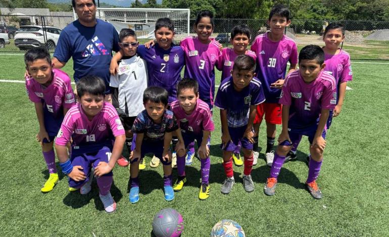 Farmadoc vacunó 3-2 a CPTIF Xilitla