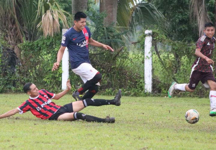 El Refugio contundente le ganó a Real San Juan 7-3