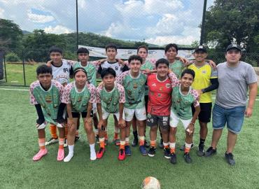 Escuela de Futbol de Coxcatlán se impuso 7-3 a F. Santa María