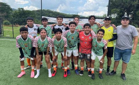 Escuela de Futbol de Coxcatlán se impuso 7-3 a F. Santa María
