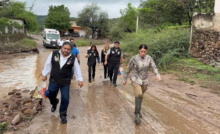 El SMDIF brindó apoyo  directo en Cieneguilla 