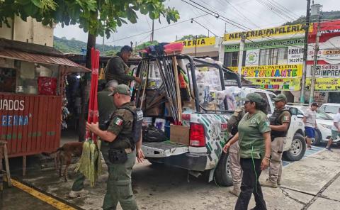 Entregó Estado apoyo a familias damnificadas