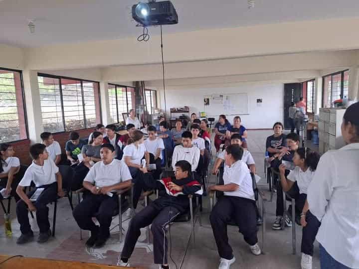 Previenen a jóvenes  de accidentes: Ssa