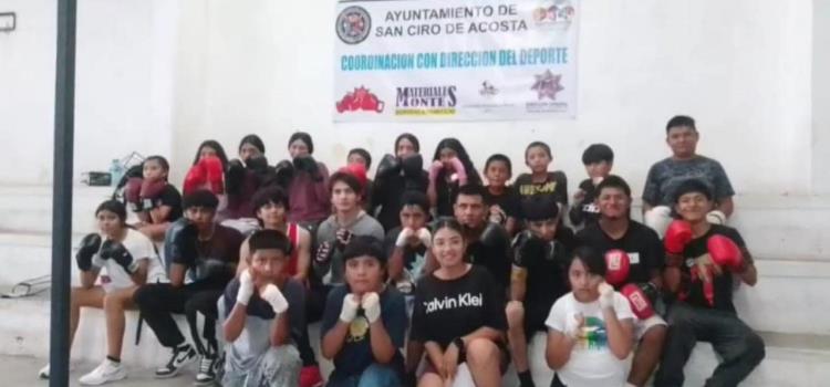 Destacaron jóvenes en torneo amistoso Destacaron jóvenes en torneo amistoso