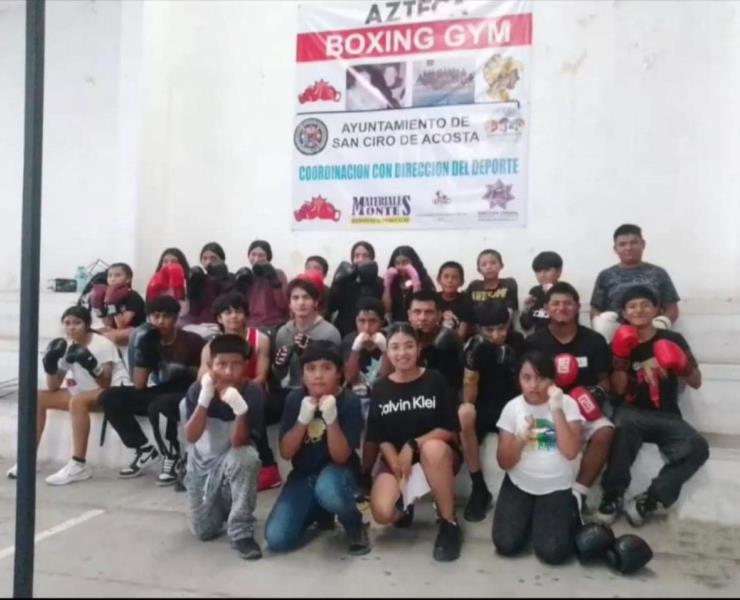
Destacaron jóvenes  en torneo amistoso
