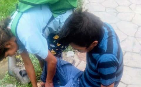 Masculino se desmaya en Av. Juárez