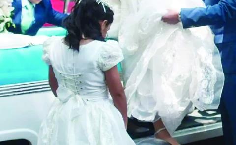 Adultos se casan con niñas