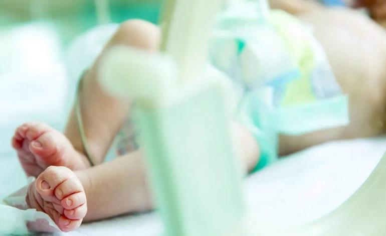 Covid le quita la vida a una niña de 2 años