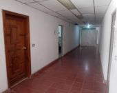 Abandonan oficinas funcionarios locales