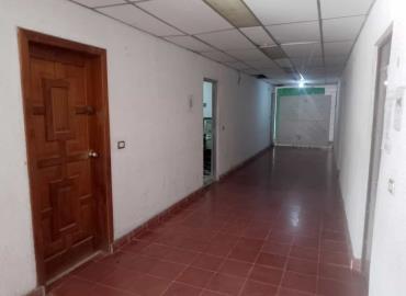 Abandonan oficinas funcionarios locales
