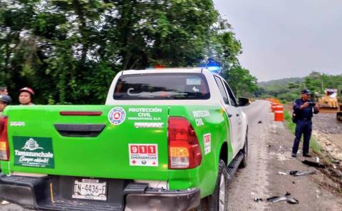 Motociclista lesionado al derrapar su unidad                                  
