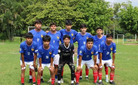 Barrio del Carmen Campeón de segunda fuerza en fut  7
