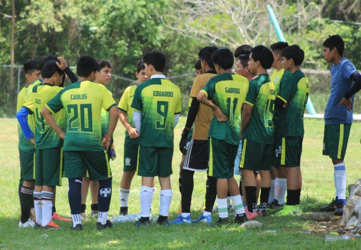 Par de juegos pendientes en balompié juvenil de la A