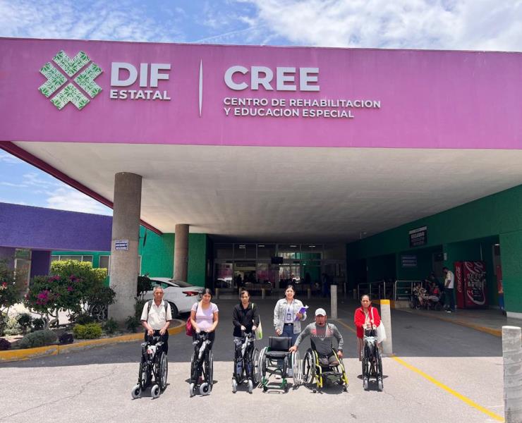 Entregan apoyos a personas con discapacidad en Matlapa

