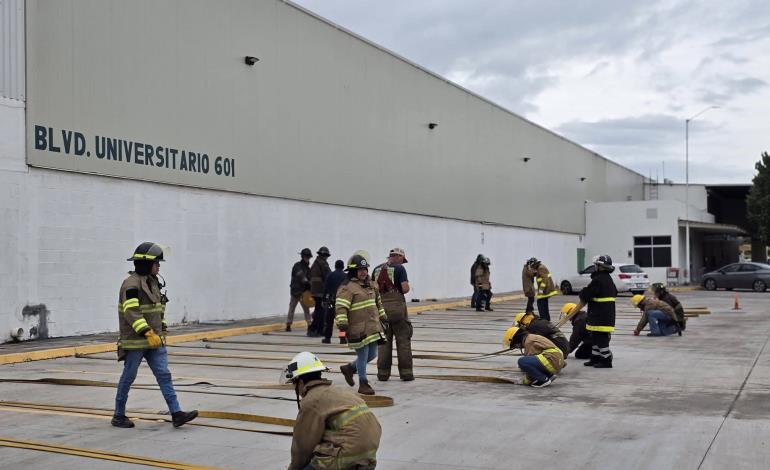 Continúa el curso  de bomberismo 
