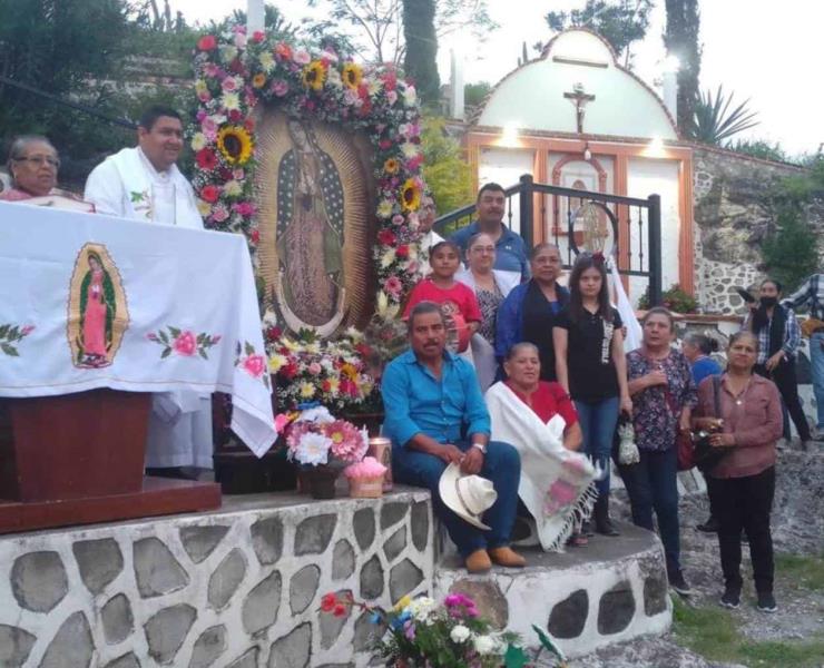 
PAISANOS EN LA  PEREGRINACIÓN
