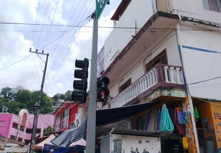 Necesario funcionamiento de semáforos