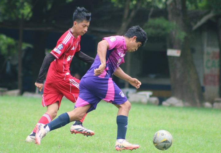 "Médicos" de Farmadoc vacunan a Mecatlán 3-1