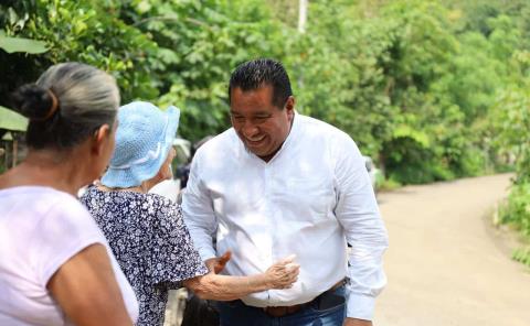 Atiende Cabañas demanda histórica en La Bandera; inicia obra vial