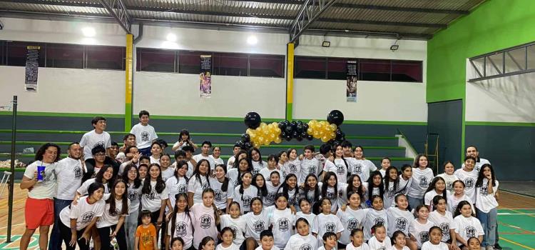 Deportistas piden apoyo económico Deportistas piden apoyo económico