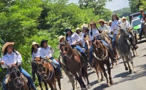 Convocan a 13ª Cabalgata de Mujeres en Chalchicuautla