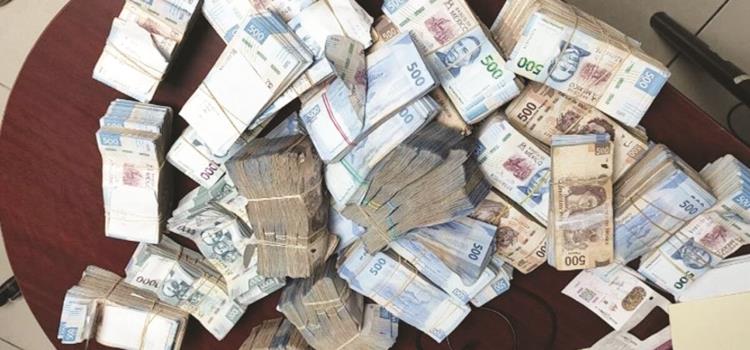 Desaparecieron $350 millones Desaparecieron $350 millones