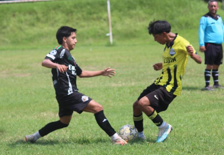 Furia Roja y Reyes FC lograron triunfo por 2-1