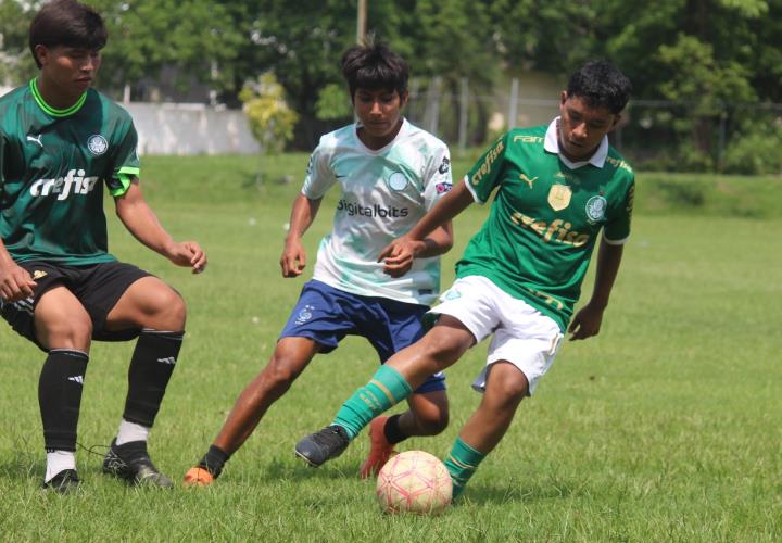 Huastecos FC 2-0 A. Morales en balompié juvenil especial
