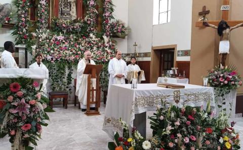 Arzobispo presidió  solemne eucaristía 
