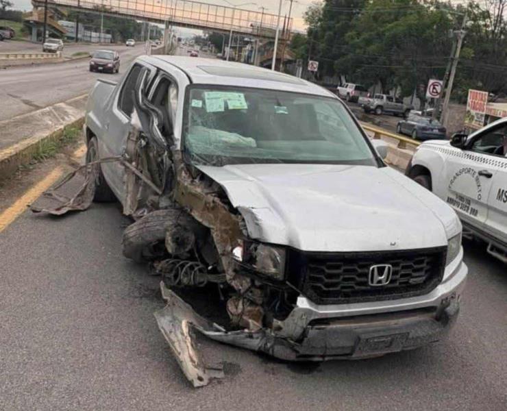 Cafre protagonizó  aparatoso choque
