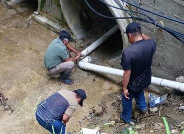Matlapa repara fuga de agua en Apanco