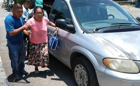 Mujer mordida por una víbora      
