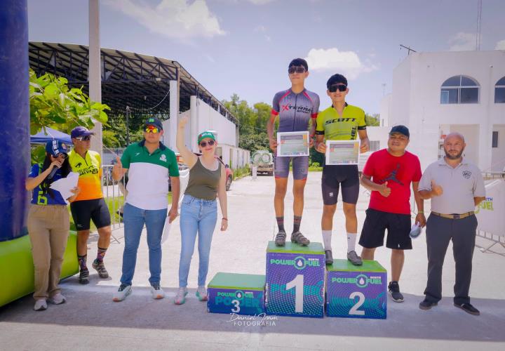 Brilla Matlapa en maratón ciclista de la Huasteca