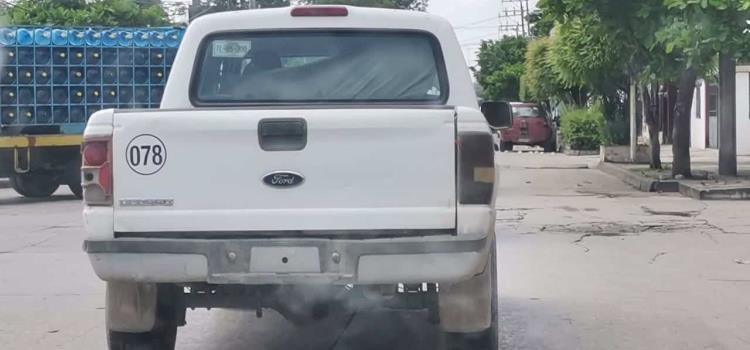 Hacen mal uso de vehículos oficiales