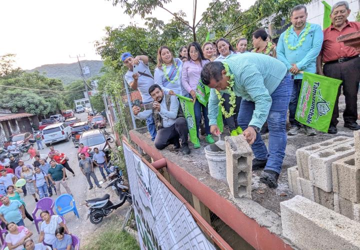 Arrancó la ampliación del Centro de Desarrollo Comunitario en Ixtlapalaco