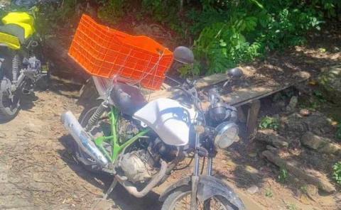 RECUPERAN MOTO ROBADA