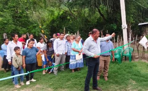Inauguran obra de electrificación en "El Jobo"